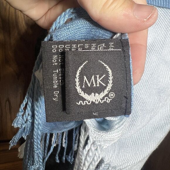 MARY KAY Scarf WRAP BLANKET SCARF SHAWL VISCOSE SOFT 28" X 80" Lightweight Blue - Picture 2 of 9